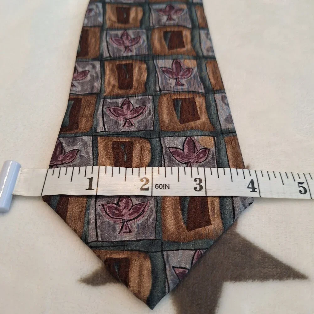 Lot of 2 Mens Silk Neck Ties Unique Patterns Jack Harper & Jimmy V‎ Preppy Party
